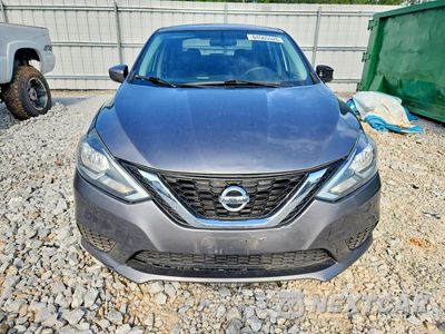 Piąte zdjęcie samochodu w środku: 2018 NISSAN SENTRA S VIN:3N1AB7AP8JY202601 - miniatura