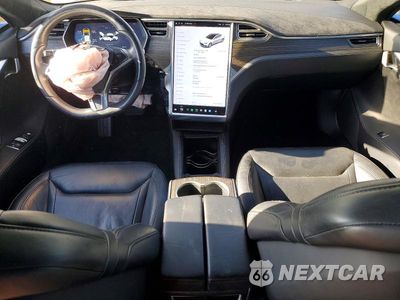 Zdjęcie 8 z 13 samochodu: 2016 TESLA MODEL S VIN:5YJSA1E24GF130168 - miniatura