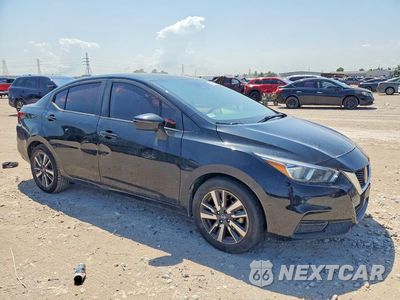 Czwarte zdjęcie samochodu z boku: 2020 NISSAN VERSA SV VIN:3N1CN8EV7LL895045 - miniatura