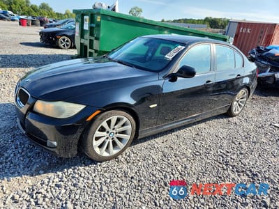 2010 BMW 328 I WBAPH7C52AA175625 - główne zdjęcie licytacji z USA - miniatura