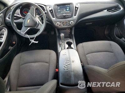 Zdjęcie 8 z 12 samochodu: 2018 CHEVROLET MALIBU LT VIN:1G1ZD5ST3JF136937 - miniatura