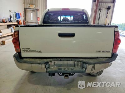 Zdjęcie 6 z 12 samochodu: 2006 TOYOTA TACOMA V6 VIN:5TELU42N16Z304027 - miniatura