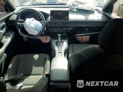 Zdjęcie 8 z 12 samochodu: 2025 HONDA HR-V SPORT VIN:3CZRZ2H58SM727762 - miniatura