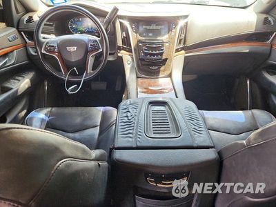 Zdjęcie 8 z 14 samochodu: 2018 CADILLAC ESCALADE LUXURY VIN:1GYS4BKJ6JR128345 - miniatura