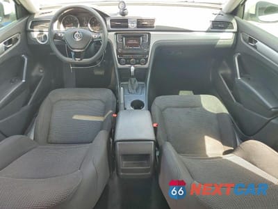 Zdjęcie 8 z 12 samochodu: 2017 VOLKSWAGEN PASSAT S VIN:1VWAT7A3XHC085367 - miniatura