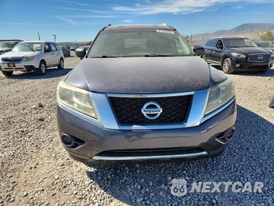 Piąte zdjęcie samochodu w środku: 2014 NISSAN PATHFINDER S VIN:5N1AR2MMXEC693521 - miniatura