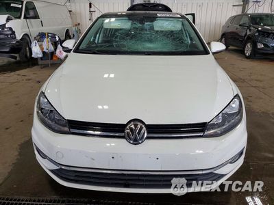 Piąte zdjęcie samochodu w środku: 2019 VOLKSWAGEN GOLF S VIN:3VWG57AU4KM031422 - miniatura