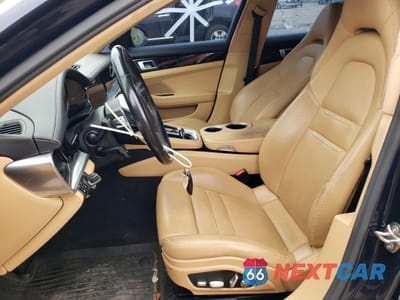 Zdjęcie 7 z 12 samochodu: 2018 PORSCHE PANAMERA 4 SPORT TURISMO VIN:WP0CA2A73JL180544 - miniatura