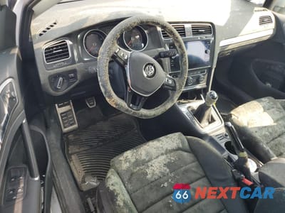 Zdjęcie 8 z 13 samochodu: 2019 VOLKSWAGEN GOLF ALLTRACK S VIN:3VWM17AU1KM508855 - miniatura