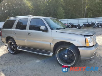 Czwarte zdjęcie samochodu z boku: 2002 CADILLAC ESCALADE LUXURY VIN:1GYEK63N12R102443 - miniatura