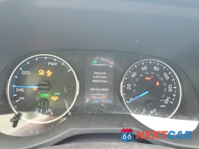 Zdjęcie 9 z 15 samochodu: 2022 TOYOTA RAV4 SE VIN:JTM16RFV4ND531423 - miniatura