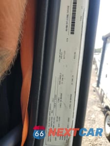 Zdjęcie 10 z 10 samochodu: 2013 VOLVO VN VNL VIN:4V4NC9TJ1DN134308 - miniatura