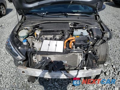 Zdjęcie 11 z 13 samochodu: 2017 HYUNDAI IONIQ LIMI VIN:KMHC05LC7HU030628 - miniatura