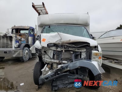 Piąte zdjęcie samochodu w środku: 2011 FORD ECONOLINE E350 SUPER DUTY CUTAWAY VAN VIN:1FDWE3FL5BDA16619 - miniatura
