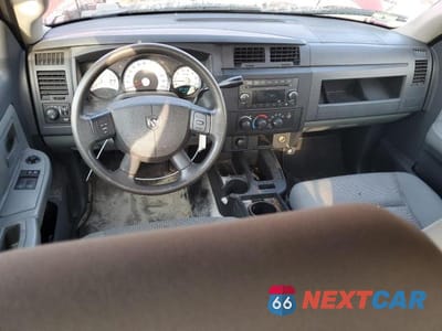 Zdjęcie 8 z 12 samochodu: 2010 DODGE DAKOTA SXT VIN:1D7CW3BP5AS178389 - miniatura