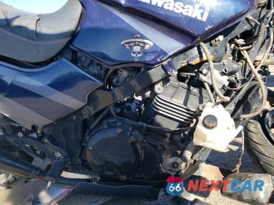 Zdjęcie 7 z 11 samochodu: 2003 KAWASAKI EX500 D VIN:JKAEXVD113A080192 - miniatura