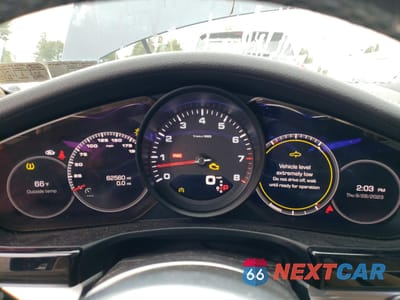 Zdjęcie 9 z 12 samochodu: 2018 PORSCHE PANAMERA 4 SPORT TURISMO VIN:WP0CA2A73JL180544 - miniatura