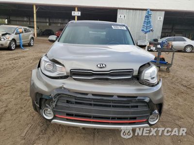 Piąte zdjęcie samochodu w środku: 2018 KIA SOUL ! VIN:KNDJX3AA3J7553811 - miniatura