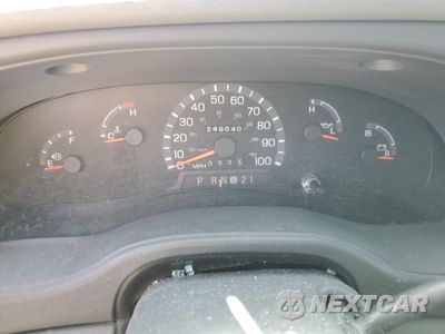 Zdjęcie 9 z 14 samochodu: 2003 FORD ECONOLINE E250 VAN VIN:1FTNE24L23HA94041 - miniatura