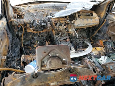 Zdjęcie 8 z 12 samochodu: 2005 NISSAN MURANO SL VIN:JN8AZ08W45W420128 - miniatura