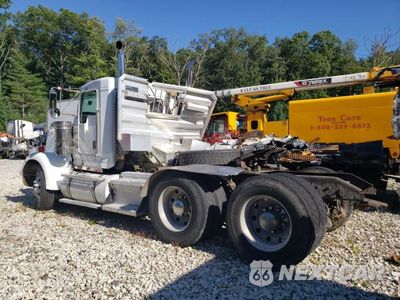Trzecie zdjęcie samochodu z tyłu: 2000 KENWORTH CONSTRUCTION W900 VIN:1XKWDUEX1YJ957761 - miniatura