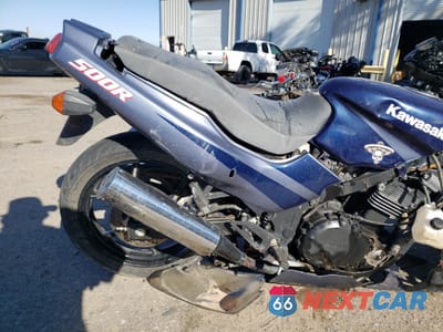 Zdjęcie 6 z 11 samochodu: 2003 KAWASAKI EX500 D VIN:JKAEXVD113A080192 - miniatura