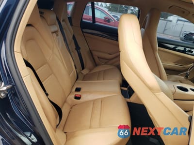 Zdjęcie 10 z 12 samochodu: 2018 PORSCHE PANAMERA 4 SPORT TURISMO VIN:WP0CA2A73JL180544 - miniatura