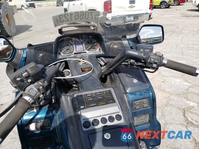 Zdjęcie 8 z 12 samochodu: 1994 HONDA GL1500 SE VIN:1HFSC2237RA603088 - miniatura