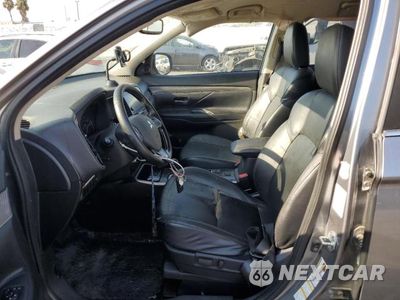 Zdjęcie 7 z 12 samochodu: 2019 MITSUBISHI OUTLANDER SE VIN:JA4AD3A3XKZ024981 - miniatura
