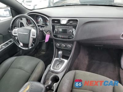 Zdjęcie 8 z 13 samochodu: 2012 CHRYSLER 200 TOURING VIN:1C3BCBEB0CN168920 - miniatura