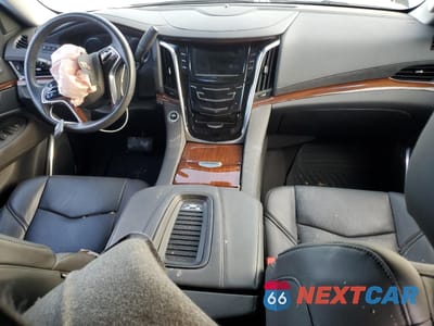 Zdjęcie 8 z 13 samochodu: 2019 CADILLAC ESCALADE PREMIUM LUXURY VIN:1GYS4CKJ5KR351967 - miniatura