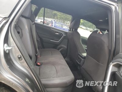 Zdjęcie 10 z 15 samochodu: 2022 TOYOTA RAV4 SE VIN:JTM16RFV4ND531423 - miniatura