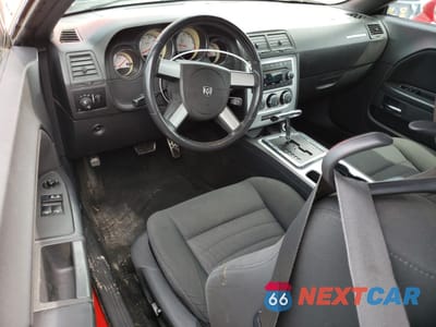 Zdjęcie 8 z 12 samochodu: 2009 DODGE CHALLENGER SE VIN:2B3LJ44V39H527161 - miniatura