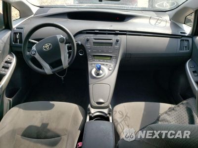 Zdjęcie 8 z 14 samochodu: 2011 TOYOTA PRIUS VIN:JTDKN3DU9B0258738 - miniatura
