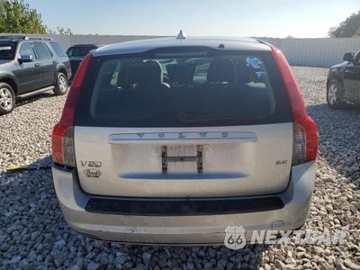 Zdjęcie 6 z 12 samochodu: 2010 VOLVO V50 2.4I VIN:YV1382MWXA2532713 - miniatura