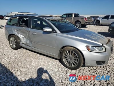 Czwarte zdjęcie samochodu z boku: 2010 VOLVO V50 2.4I VIN:YV1382MWXA2532713 - miniatura