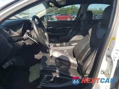 Zdjęcie 7 z 12 samochodu: 2014 CHEVROLET SS VIN:6G3F15RW7EL962848 - miniatura