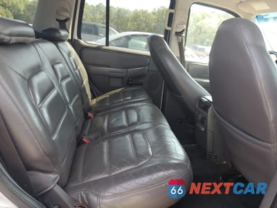 Zdjęcie 10 z 12 samochodu: 2002 FORD EXPLORER XLT VIN:1FMZU63E42UB01300 - miniatura