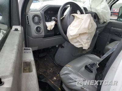 Zdjęcie 8 z 13 samochodu: 2011 FORD ECONOLINE E350 SUPER DUTY CUTAWAY VAN VIN:1FDWE3FL5BDA16619 - miniatura