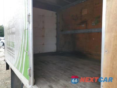 Zdjęcie 10 z 12 samochodu: 2014 ISUZU NPR HD VIN:JALC4W162E7004345 - miniatura