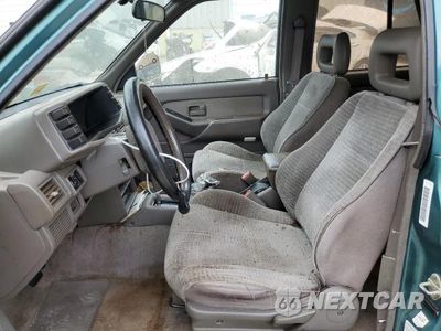 Zdjęcie 7 z 13 samochodu: 1999 ISUZU RODEO VIN:4S2CG58V5R4358677 - miniatura