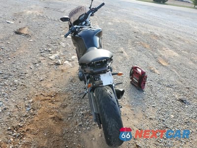 Czwarte zdjęcie samochodu z boku: 2016 YAMAHA FZ09 VIN:JYARN33E6GA008637 - miniatura