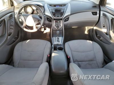 Zdjęcie 8 z 13 samochodu: 2013 HYUNDAI ELANTRA GLS VIN:5NPDH4AE1DH361256 - miniatura