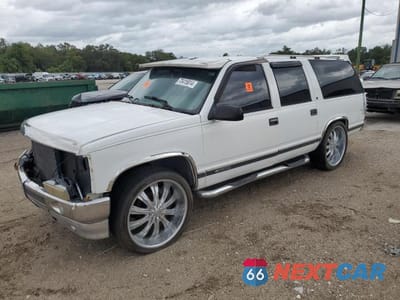 1996 CHEVROLET SUBURBAN C1500 3GNEC16R2TG153351 - główne zdjęcie licytacji z USA - miniatura