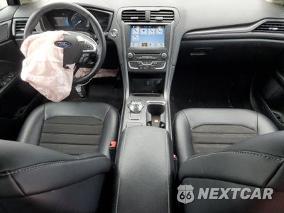 Zdjęcie 8 z 12 samochodu: 2018 FORD FUSION SE VIN:3FA6P0HD1JR210076 - miniatura