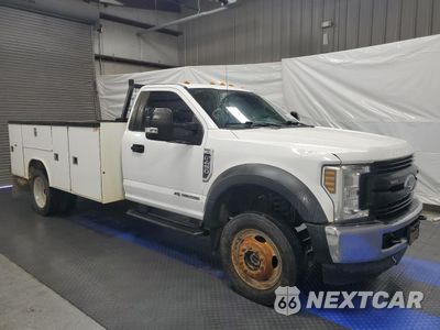 2019 FORD F450 SUPER DUTY 1FDUF4HT5KDA27210 - główne zdjęcie licytacji z USA - miniatura