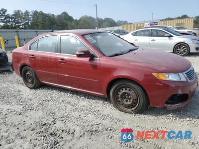 Czwarte zdjęcie samochodu z boku: 2009 KIA OPTIMA LX VIN:KNAGE228X95289738 - miniatura