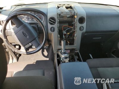 Zdjęcie 8 z 12 samochodu: 2006 FORD F150 VIN:1FTPX14556KB04325 - miniatura