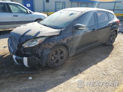 2014 FORD FOCUS SE 1FADP3K22EL122934 - główne zdjęcie licytacji z USA - miniatura