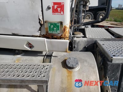 Zdjęcie 9 z 10 samochodu: 2009 INTERNATIONAL PROSTAR PREMIUM VIN:2HSCUAPR99C089818 - miniatura